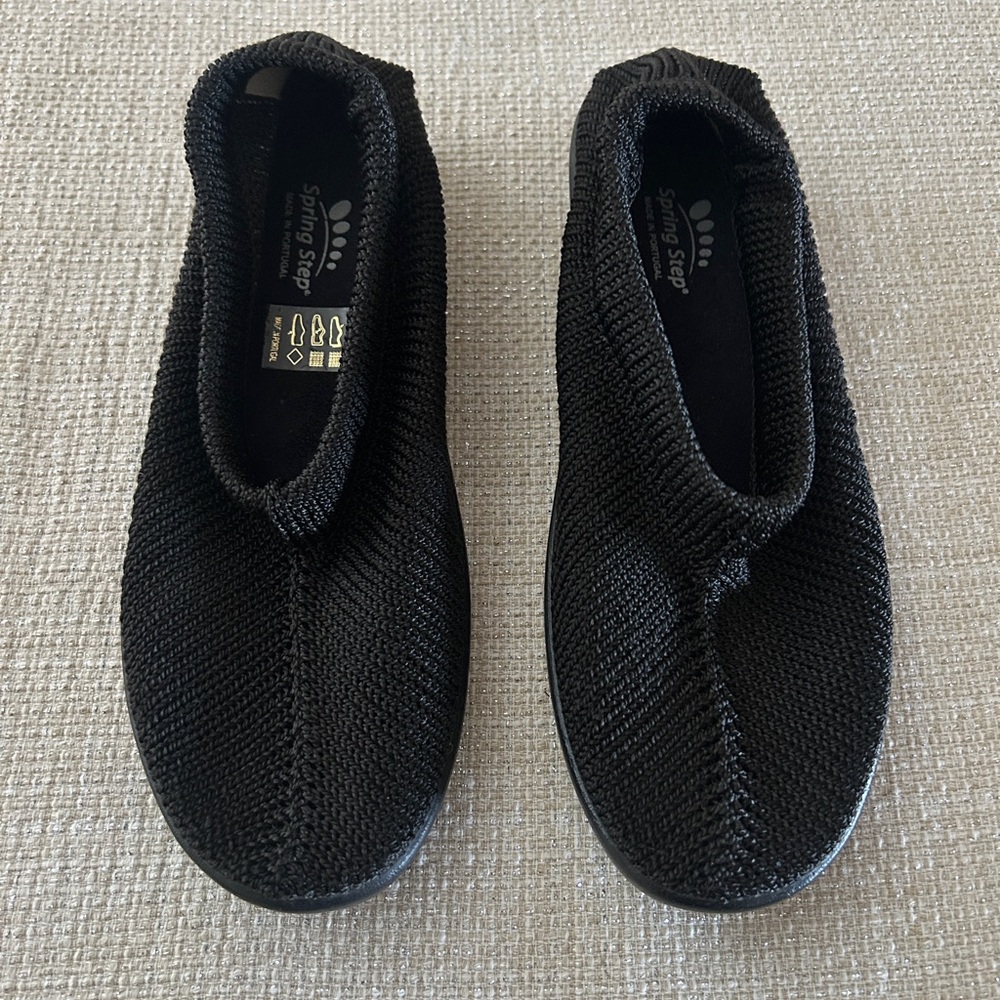 Spring Step Tender Black Breathable Knit Slip-On Shoe